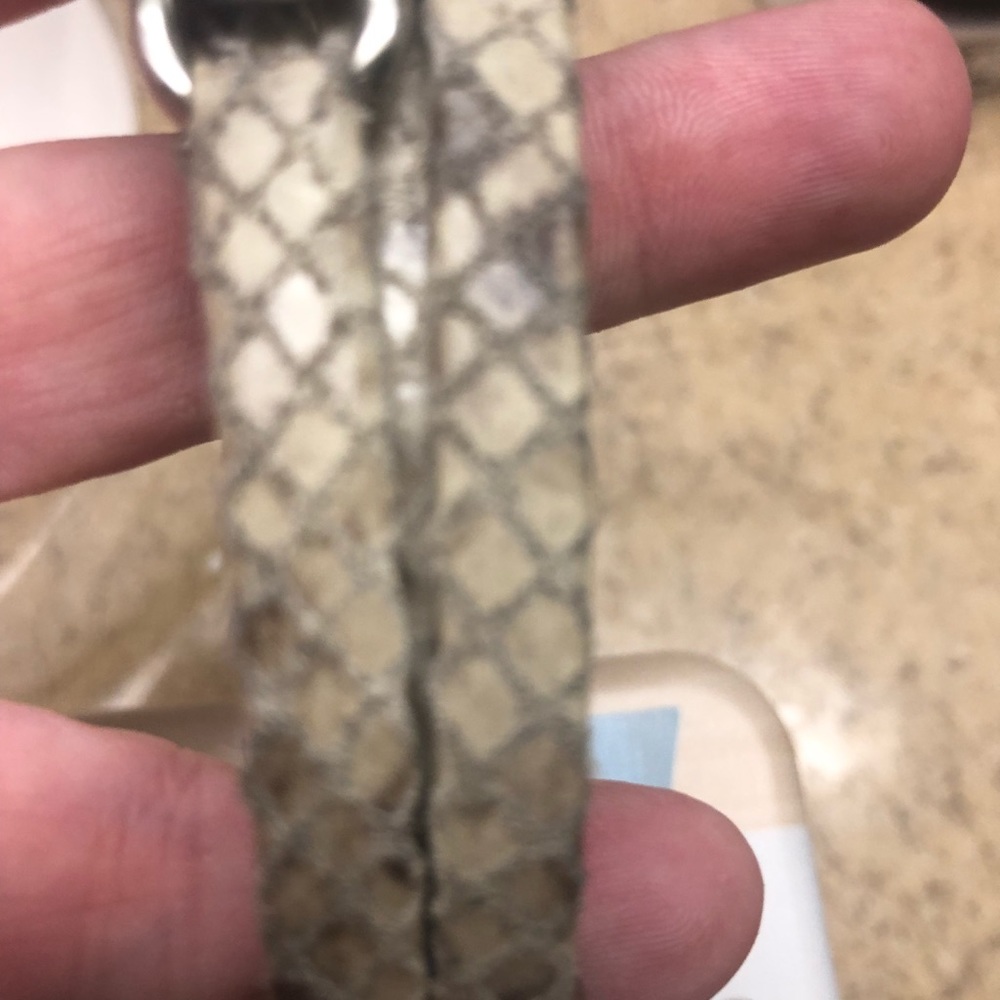 Watch - Picture 3 of 6
